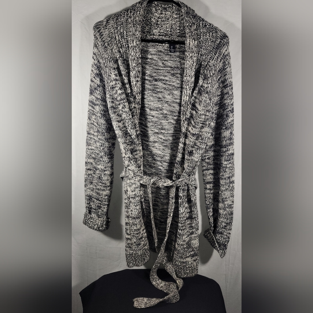 Gap gray/white cardigan sweater size large